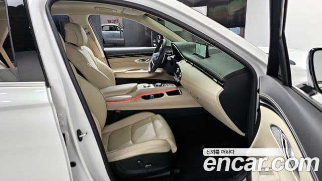 Genesis GV70, 2023 10