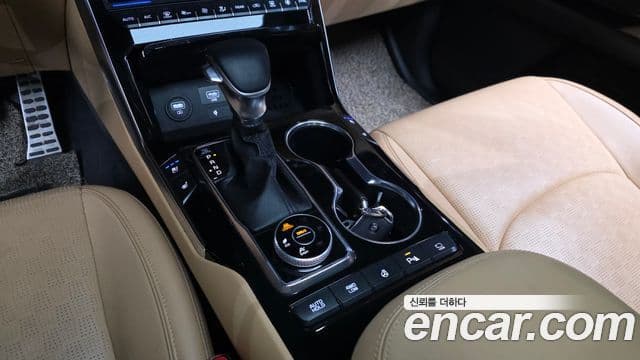 Kia Mohave The / новый Master Platinum, 2021 9