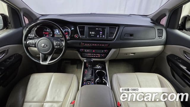 Kia The / новый New Carnival Noblesse, 2019 7