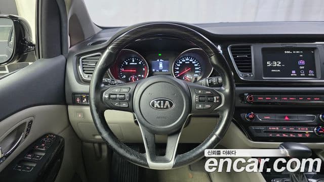 Kia The / новый New Carnival Noblesse, 2019 13