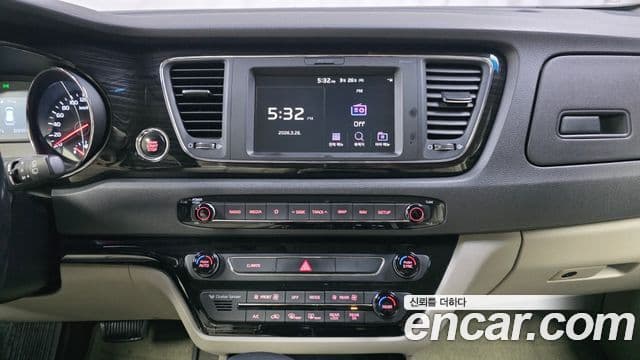 Kia The / новый New Carnival Noblesse, 2019 14