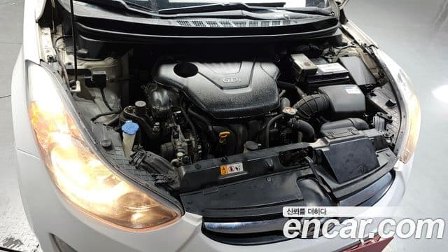 Hyundai Avante MD M16 GDI Avenue, 2013 6