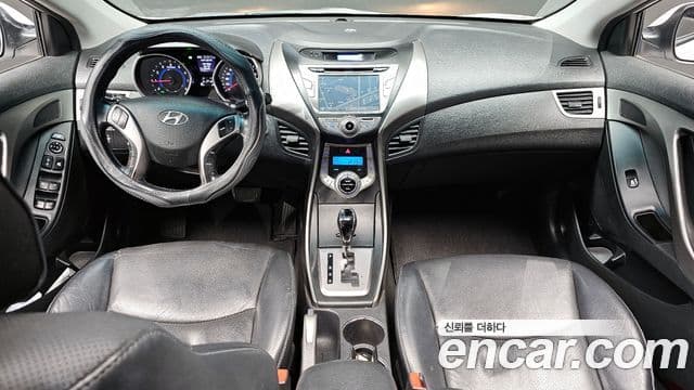 Hyundai Avante MD M16 GDI Avenue, 2013 7