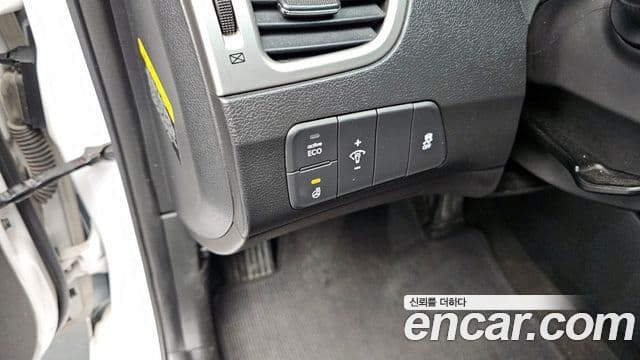 Hyundai Avante MD M16 GDI Avenue, 2013 18