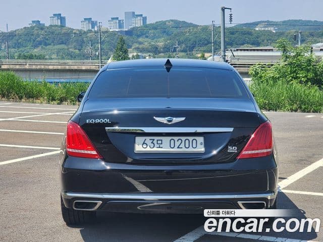 Genesis EQ900 Prestige, 2017 3