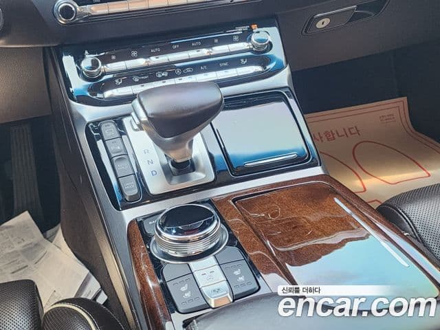 Genesis EQ900 Prestige, 2017 8