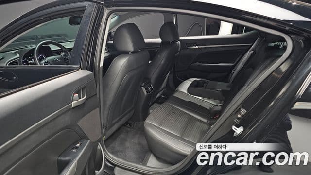 Hyundai Avante AD Premium, 2016 12