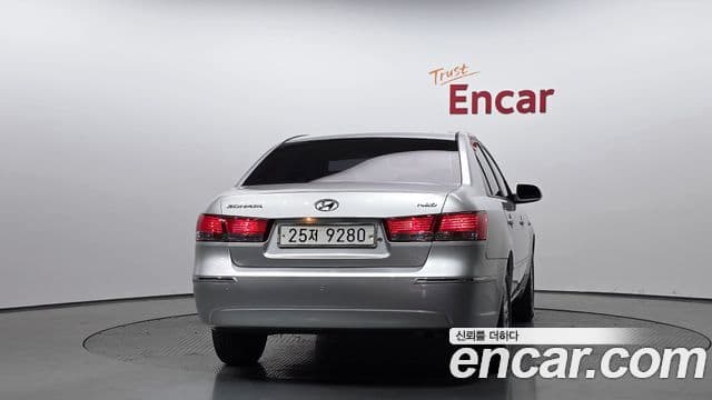 Hyundai NF Sonata 트랜스폼 Premier, 2008 4