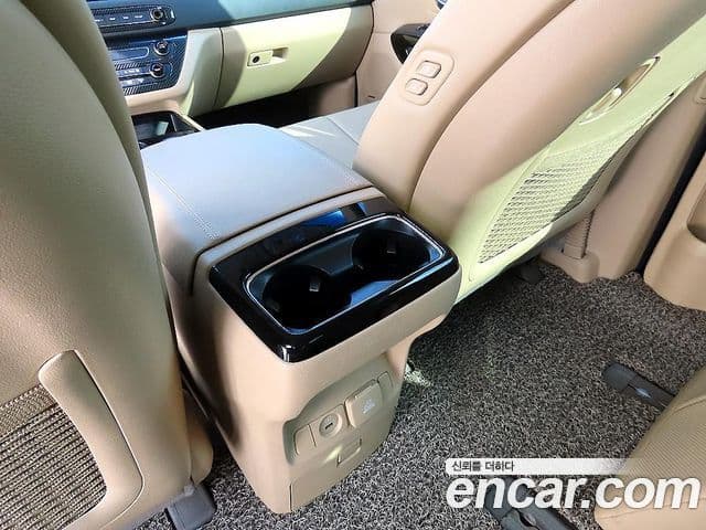 Kia The / новый New Carnival President, 2019 15