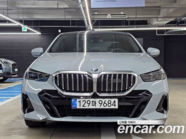 BMW 5시리즈 (G60) 523d M Sport, 2025 3