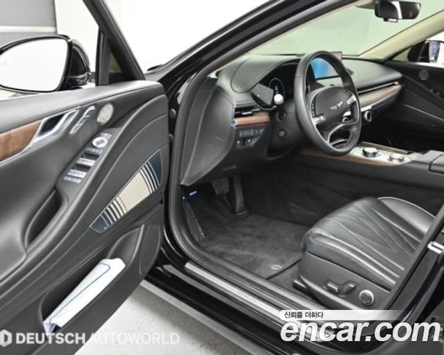 Genesis electrified G80 (RG3) e-AWD, 2023 11