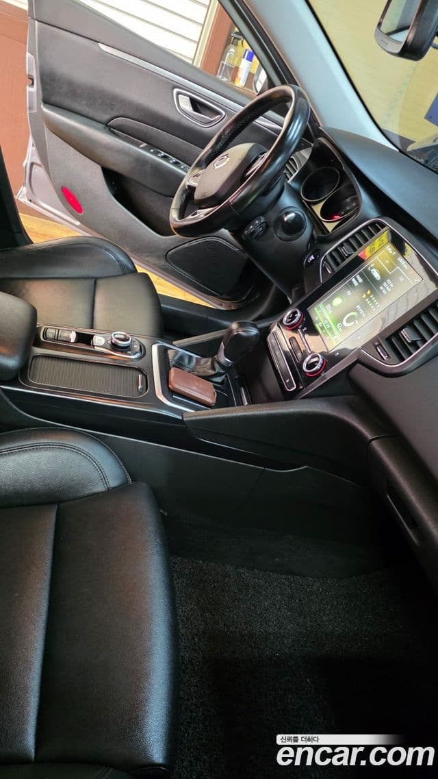 Renault Korea(Samsung) SM6 2.0 LPe SE (для людей с инвалидностью), 2019 8