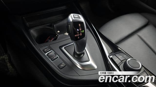 BMW 1시리즈 (F20) 118d Sport 5도어, 2016 9