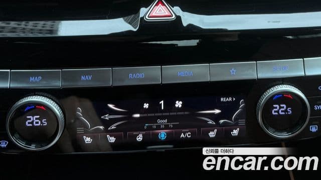 Genesis G80 (RG3) бензин 2.5 турбо AWD, 2024 17