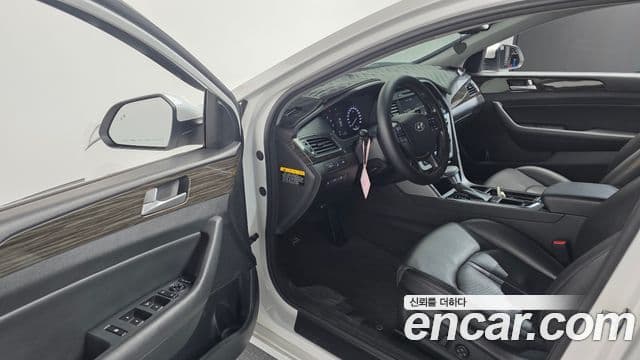 Hyundai LF Sonata 2.0 Smart, 2015 11