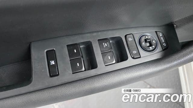 Hyundai LF Sonata 2.0 Smart, 2015 12