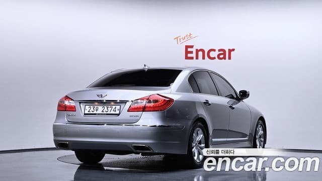 Hyundai Genesis Special, 2013 2