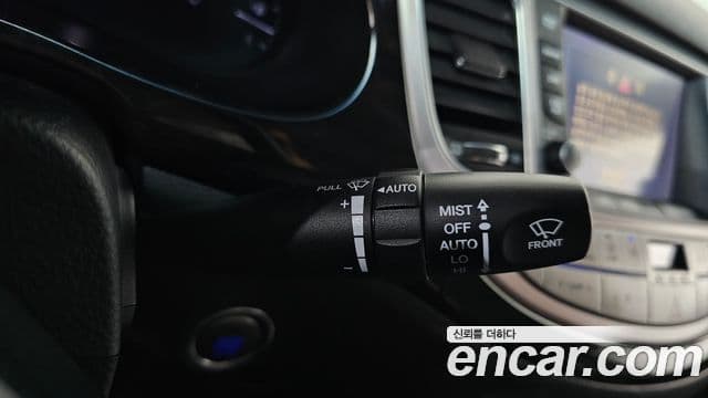 Hyundai Genesis Special, 2013 15