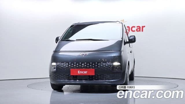 Hyundai Staria Modern, 2023 3