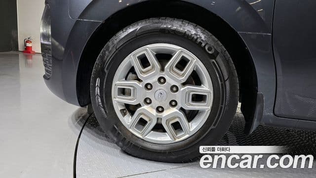 Hyundai Staria Modern, 2023 все фото