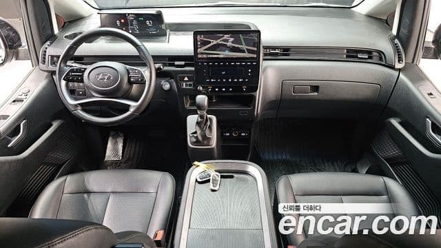 Hyundai Staria Modern, 2023 7