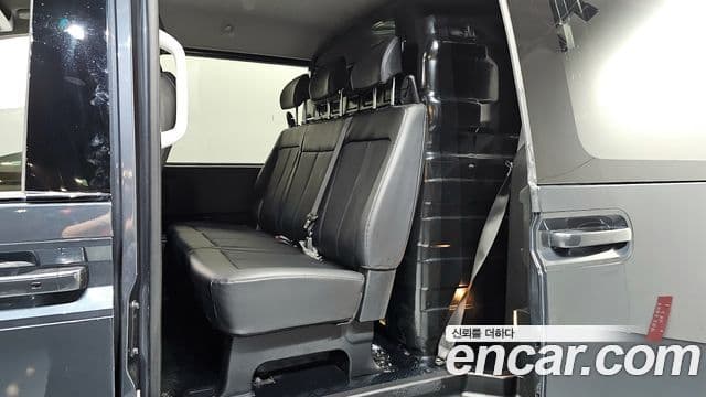 Hyundai Staria Modern, 2023 12