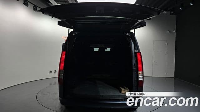 Hyundai Staria Modern, 2023 20