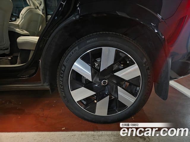 Volvo XC60 2세대 T8 Ultra Bright, 2025 все фото