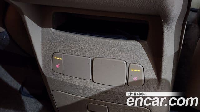 Kia All New Carnival Luxury, 2017 19