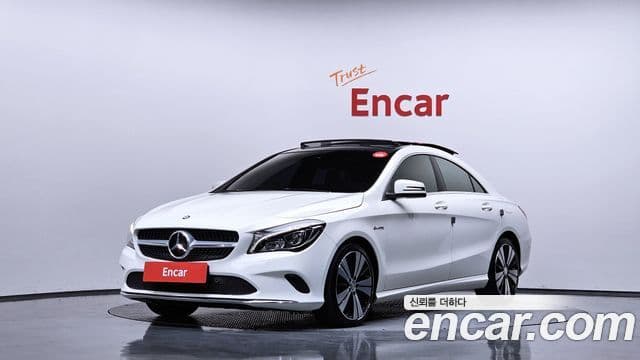 Mercedes-Benz CLA-класс C117 CLA250 4MATIC, 2017 1