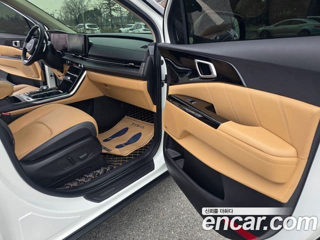 Kia Carnival 4세대 Signature, 2023 12