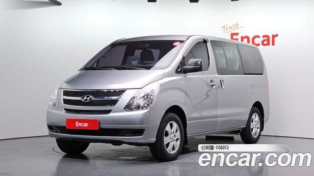 Hyundai Grand Starex CVX Deluxe, 2016 1