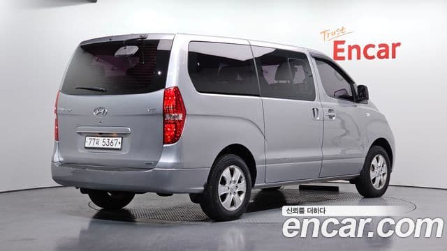 Hyundai Grand Starex CVX Deluxe, 2016 2