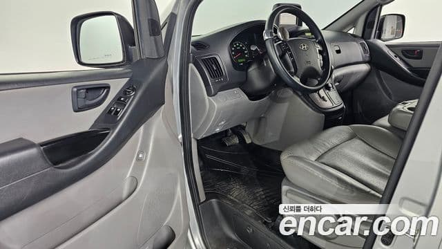 Hyundai Grand Starex CVX Deluxe, 2016 11