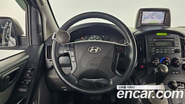 Hyundai Grand Starex CVX Deluxe, 2016 13