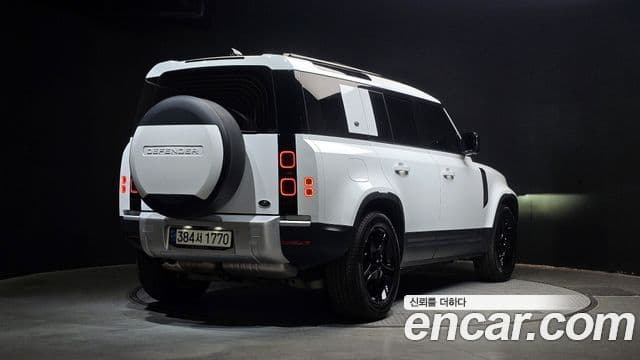 Land Rover Defender (L663) 110 D240 SE, 2020 2