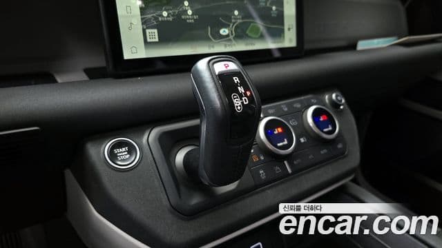 Land Rover Defender (L663) 110 D240 SE, 2020 9