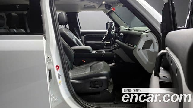 Land Rover Defender (L663) 110 D240 SE, 2020 10