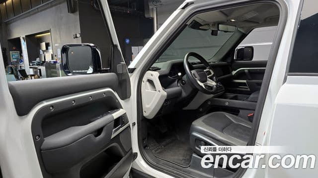 Land Rover Defender (L663) 110 D240 SE, 2020 11