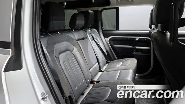 Land Rover Defender (L663) 110 D240 SE, 2020 12