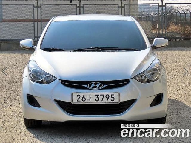 Hyundai Avante MD M16 GDI Deluxe, 2012 1