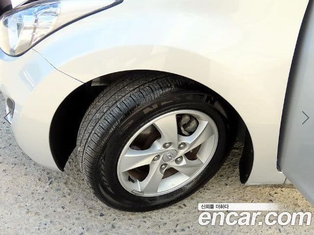 Hyundai Avante MD M16 GDI Deluxe, 2012 15