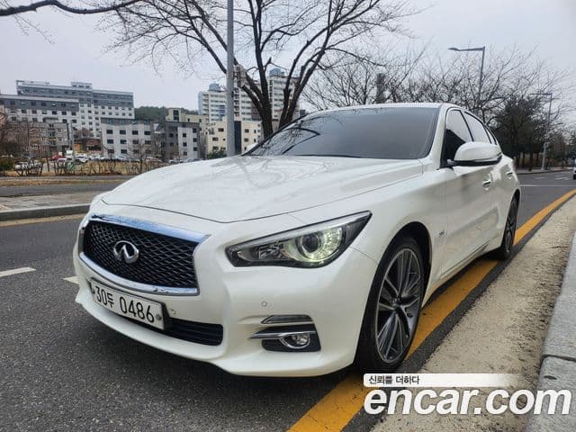Infiniti Q50 Premium, 2016 1