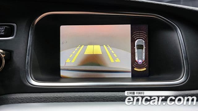 Volvo V40 2세대, 2018 15