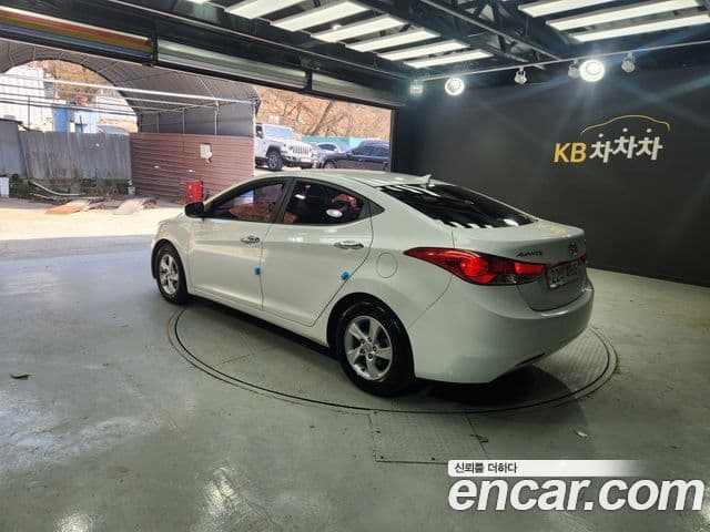 Hyundai Avante MD Luxury, 2012 4