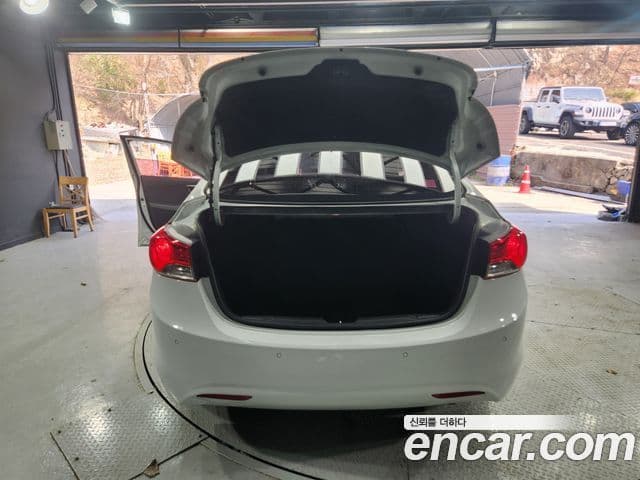 Hyundai Avante MD Luxury, 2012 6