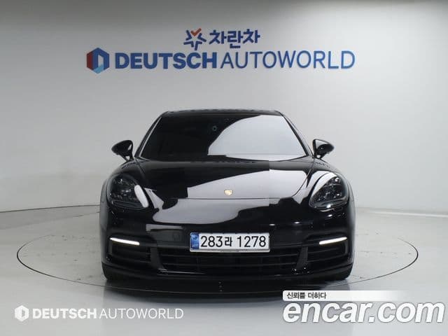 Porsche Panamera (971), 2019 3