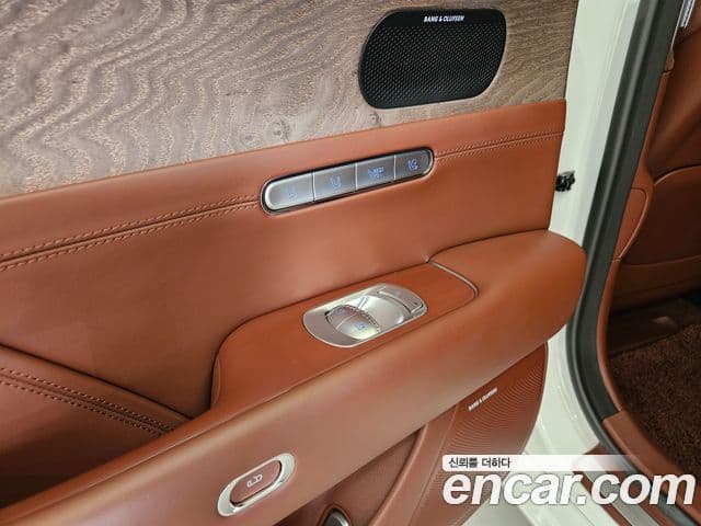 Genesis G90 (RS4) бензин 3.5 турбо AWD, 2022 18