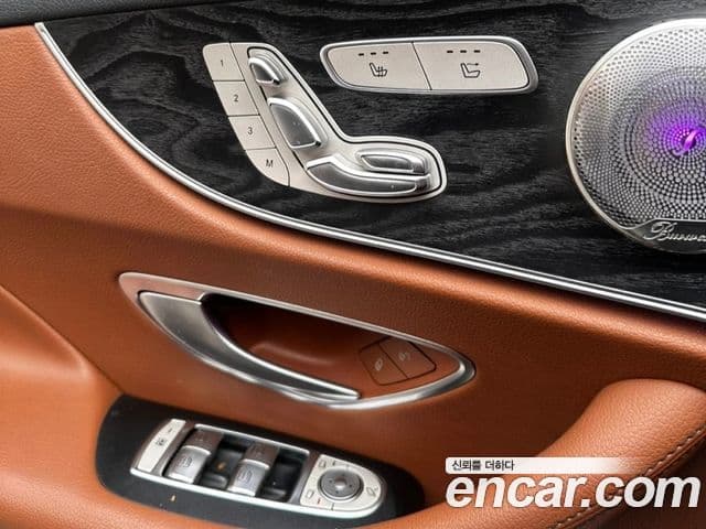 Mercedes-Benz E-класс W213 E220d кабриолет, 2018 13