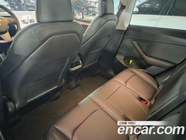 Tesla модель Y Long Range AWD, 2024 12